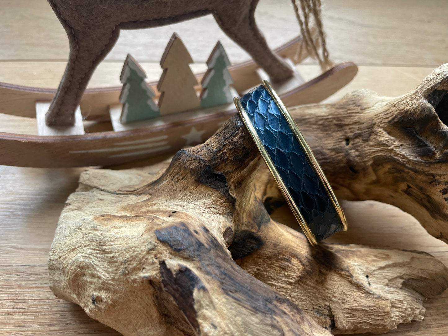 Manchette 10mm - Doré clair serpent marine